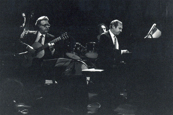 M. Lagoya with the Claude Bolling Trio at The Bottom Line, New York, in August 1981.